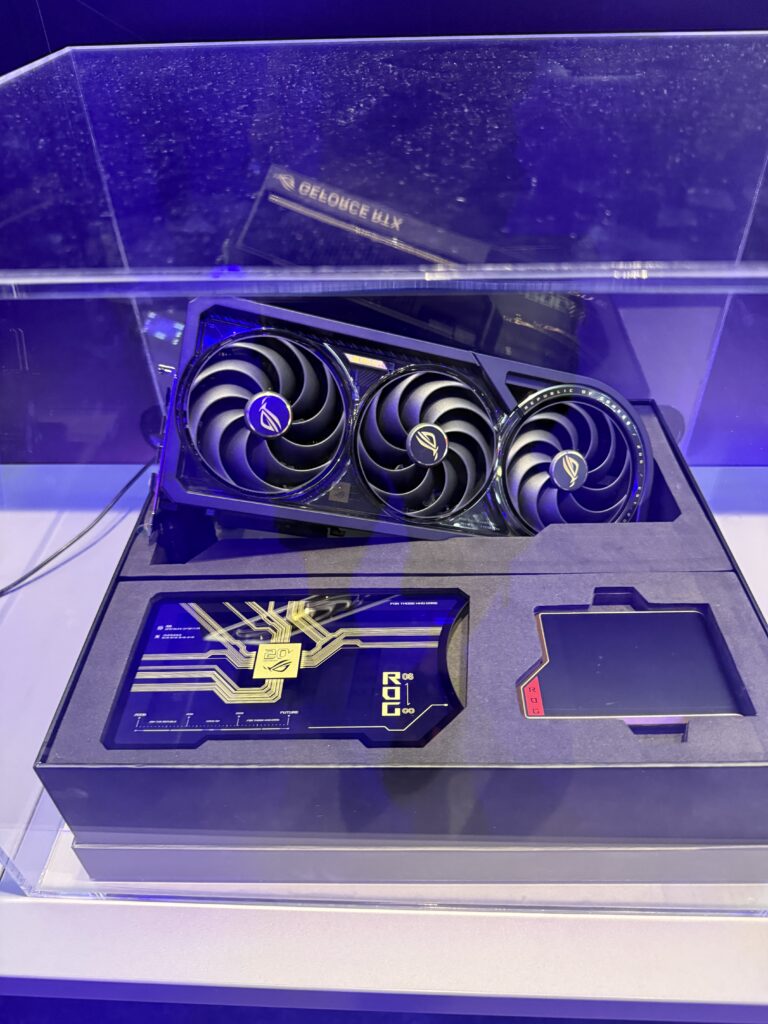 20260827 084026259 iOS 20 Jahre ROG: ASUS zeigt auf der Gamescom 2026 die Edition-20-Hardware 20260827 084026259 iOS 20 Jahre ROG: ASUS zeigt auf der Gamescom 2026 die Edition-20-Hardware