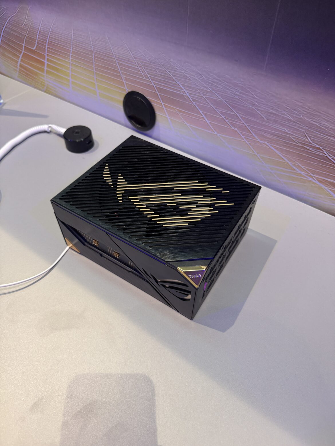 20260827_084048220_iOS 20260827 084048220 iOS 20 Jahre ROG: ASUS zeigt auf der Gamescom 2026 die Edition-20-Hardware