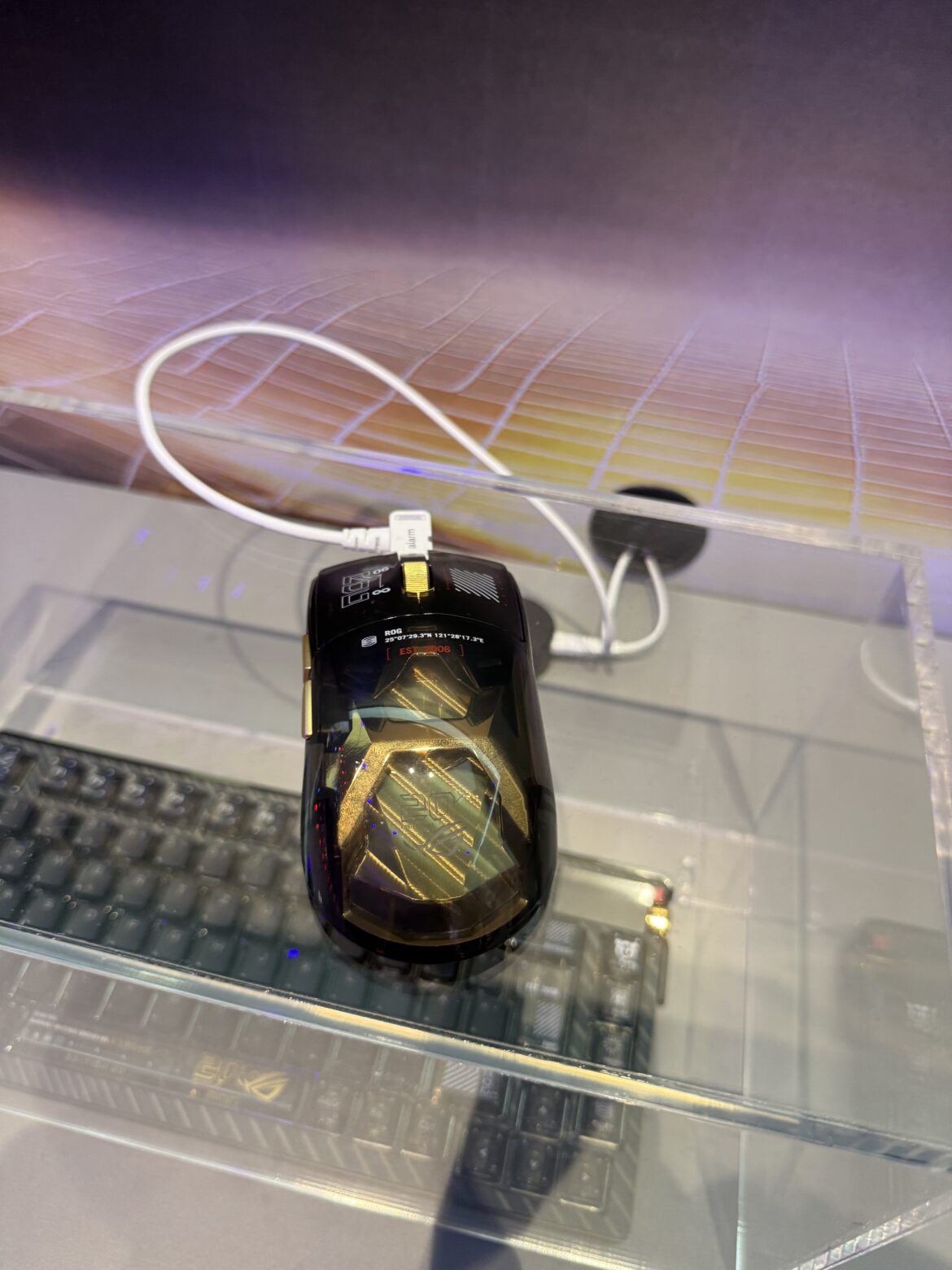 20260827_084100306_iOS 20260827 084100306 iOS 20 Jahre ROG: ASUS zeigt auf der Gamescom 2026 die Edition-20-Hardware